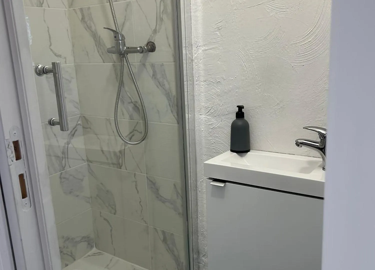 Nid Douillet Sous Les Toits Apartment Grasse